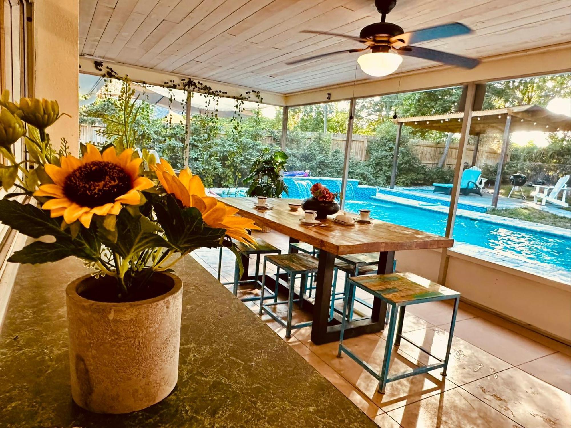 4 Bedroom Clearwater Vacation Home With Amazing Backyard المظهر الخارجي الصورة